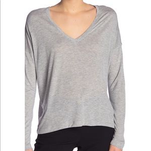 Vince Long Sleeve V Neck Pullover Grey Size Large